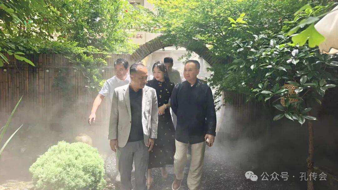 017.jpg